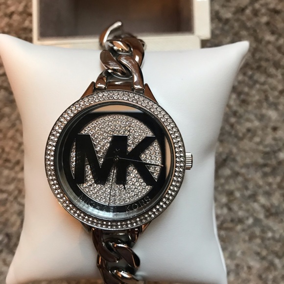 Michael Kors watch - Picture 7 of 8